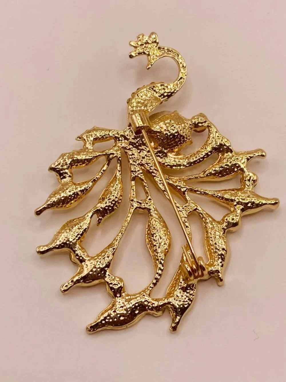N/A gold tone